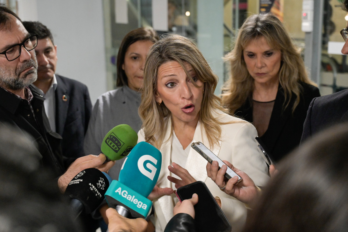 La vicepresidenta segunda del Gobierno y ministra de Trabajo y Economía Social, Yolanda Díaz, participa en un encuentro para dialogar con cooperativas gallegas, a 30 de abril de 2026, en A Coruña, 