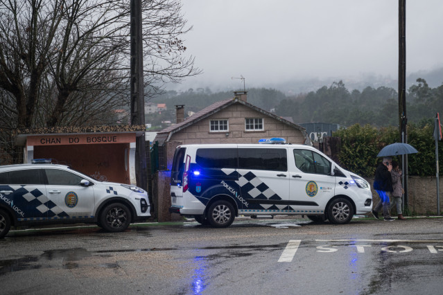 Archivo - La Guardia Civil investiga como un posible caso de violencia de género la muerte de una vecina de Mos, a 1 de febrero de 2026, en Mos, Pontevedra, Galicia (España). La mujer ha sido hallada este domingo en su domicilio con heridas de arma blanca