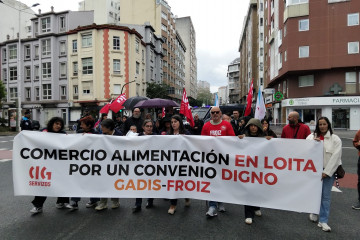 Personal del sector del comercio de alimentación de la provincia de A Coruña se moviliza en protesta por el 