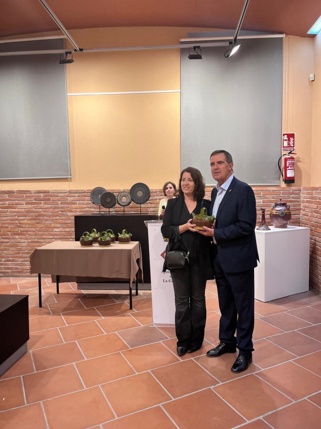 Emprego promociona la olería tradicional gallega y la marca Artesanía de Galicia en La Galera (Tarragona)
