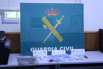 Tres detenidos por tráfico de drogas en la segunda fase de la Operación Compay OU de la Guardia Civil.