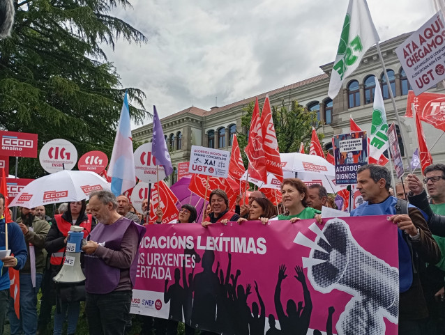 Sindicatos de la enseñanza concertada exigen a la Xunta que 