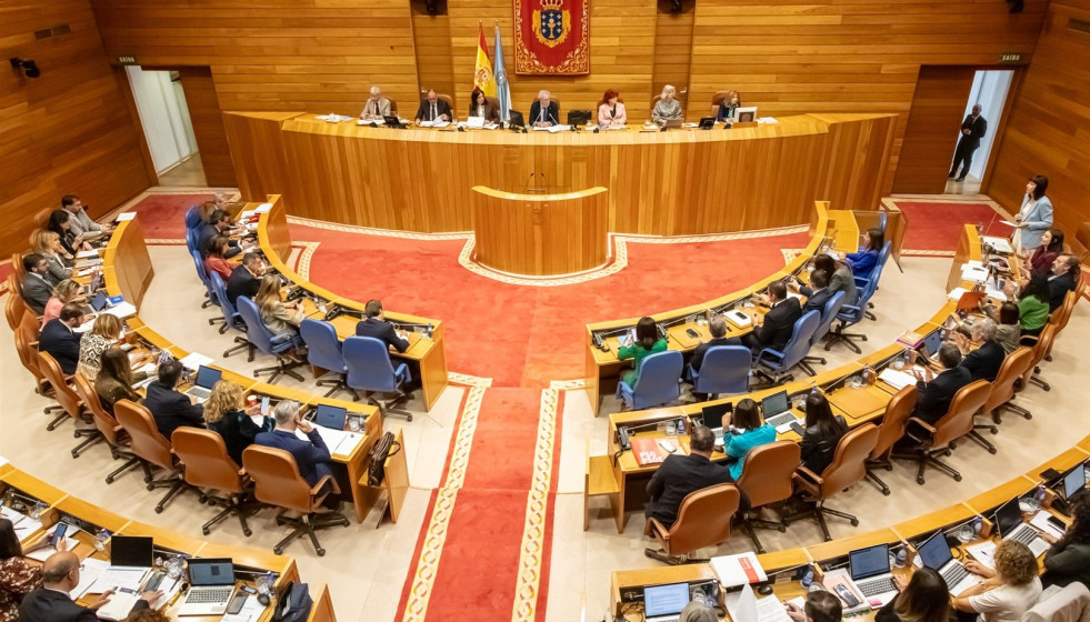 Un momento del pleno del Parlamento de Galicia. Pazo do Hórreo.