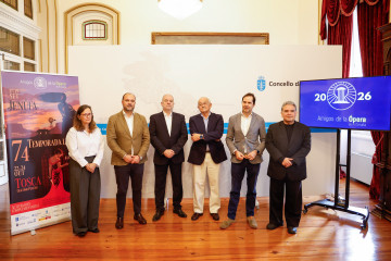 Presentación en el Ayuntamiento de A Coruña de la Temporada Lírica