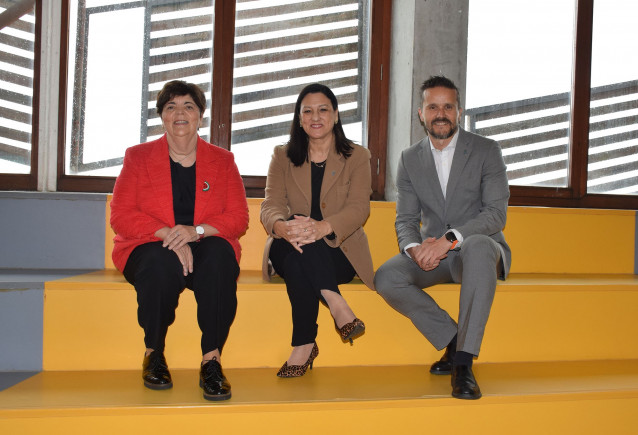 Imagen de los tres candidatos al Rectorado.