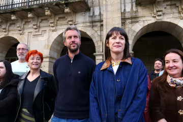 La portavoz nacional del BNG, Ana Pontón, visita al equipo municipal del Bloque en Lugo un día antes de la moción de censura.