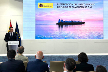 El presidente de Puertos del Estado, Gustavo Santana, en la presentación del modelo unificado de pliego del servicio de suministro de gas natural licuado como combustible a barcos