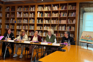 El Consello da Cultura Galega edita el facsímil del 'Libro das Amigas' en homenaje a Begoña Caamaño.