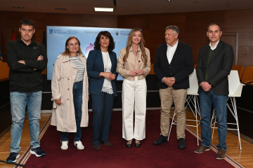 La conselleira de Política Social e Igualdade, Fabiola García, en la presentación del estudio sobre el perfil físico y sociocognitivo de los mayores en Sanxenxo.
