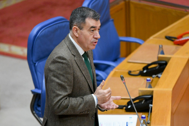 Fotos Xunta / Educación / O Conselleiro De Educación, Ciencia, Universidades E Fp, Román Rodríguez, Responde No Pleno