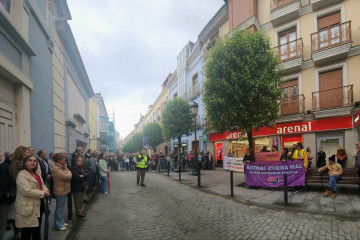 Protesta contra perfumerías Arenal