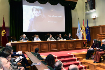 USC homenajea el compromiso con la ética y la lengua de Begoña Caamaño y abraza a 