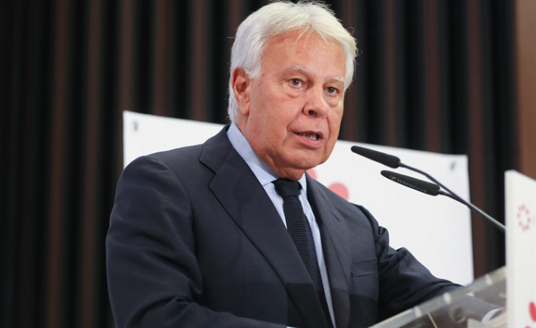 ​Felipe González reaparece en tono conciliador en Sevilla