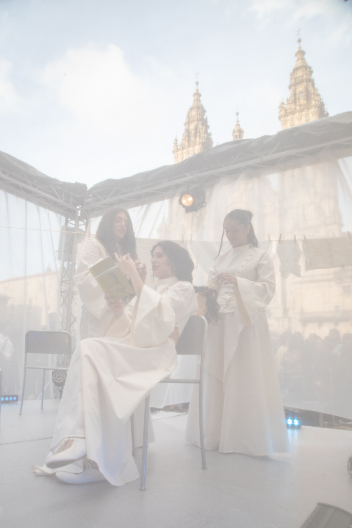 Tanxugueiras presentando O Cuarto en Obradoiro