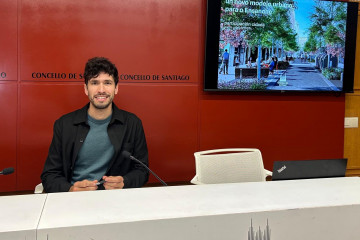El concejal de Urbanismo de Santiago, Iago Lestegás, en rueda de prensa, a 13 de mayo de 2026.