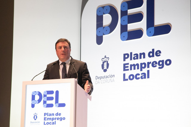 Archivo - El presidente de la Diputación de A Coruña, Valentín González Formoso, presenta los Premios PEL