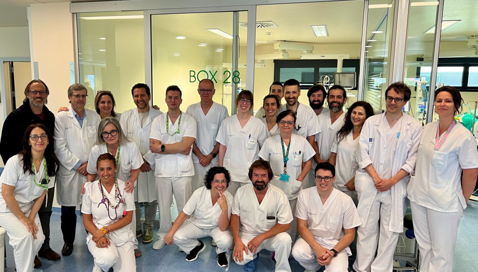 Equipo de fisioterapia de la UCI del hospital Álvaro Cunqueiro de Vigo.