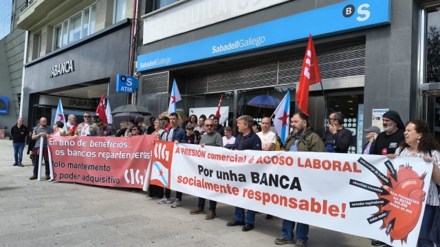 Protesta de la CIG ante entidades bancarias