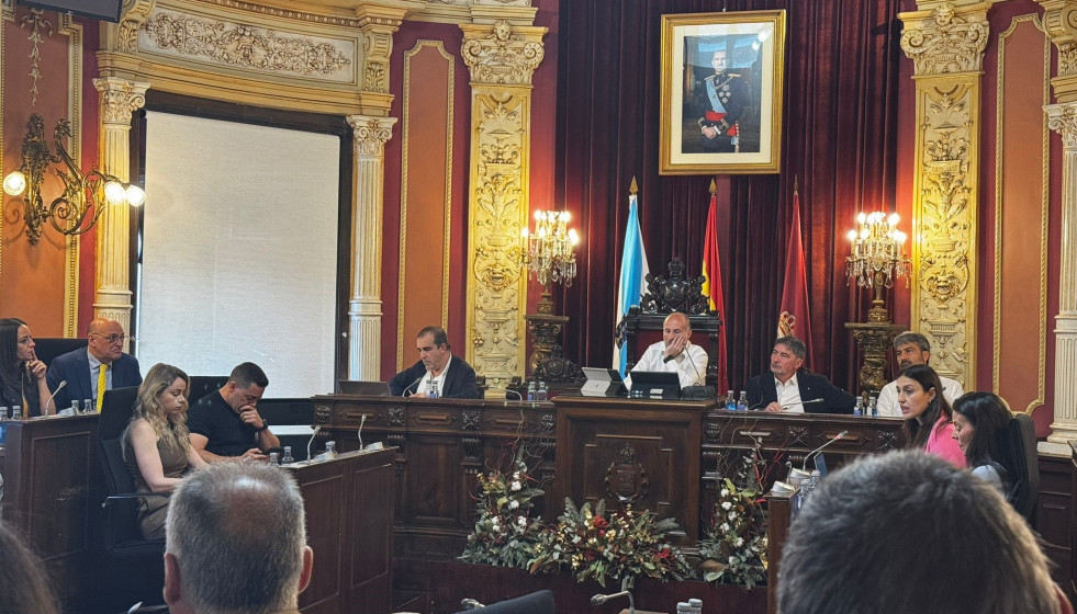 Pleno extraordinario en el Ayuntamiento de Ourense
