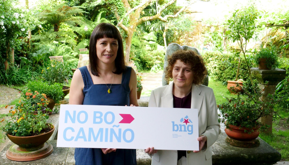 La portavoz nacional del BNG, Ana Pontón, y la alcaldesa de Santiago y candidata a las municipales de 2027, Goretti Sanmartín, a 22 de mayo de 2026.