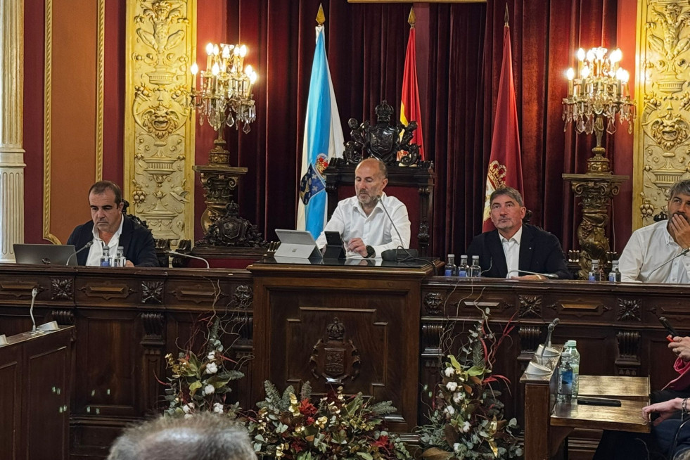 El alcalde de Ourense, Gonzalo Pérez Jácome (Democracia Ourensana), en el pleno de este viernes