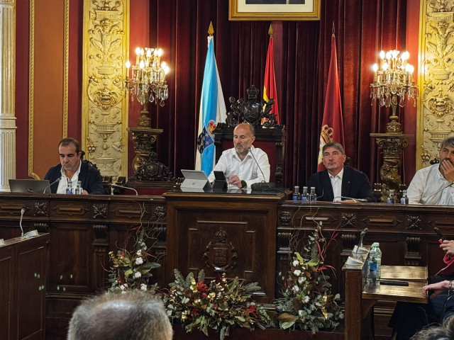 El alcalde de Ourense, Gonzalo Pérez Jácome (Democracia Ourensana), en el pleno de este viernes