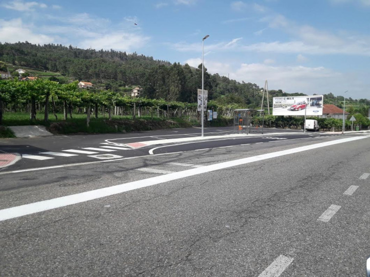 Fallece un motorista en la PO-400 al chocar con un vehículo entre Arbo y Crecente