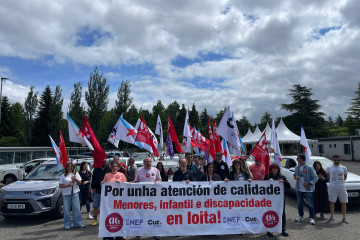 Caravana reivindicativa para pedir mejoras laborales en educación 0-3, menores y discapacidad.