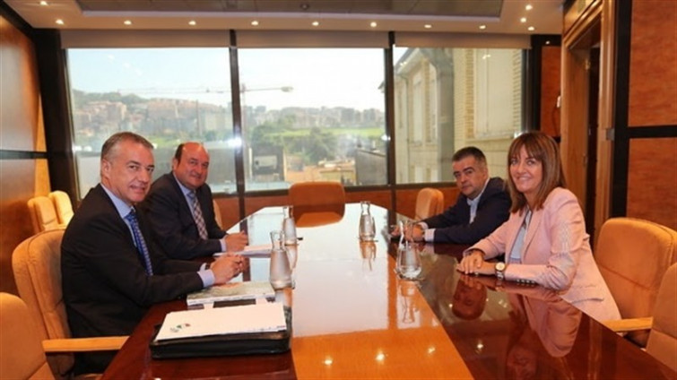 ​PNV y PSE cierran el acuerdo para gobernar en coalición en el País Vasco