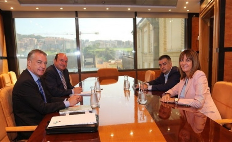 ​PNV y PSE cierran el acuerdo para gobernar en coalición en el País Vasco