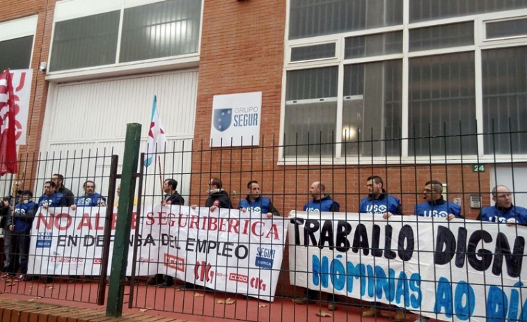 ​Segur Ibérica comunica aos 50 traballadores que lles abonará as nóminas que lles debe