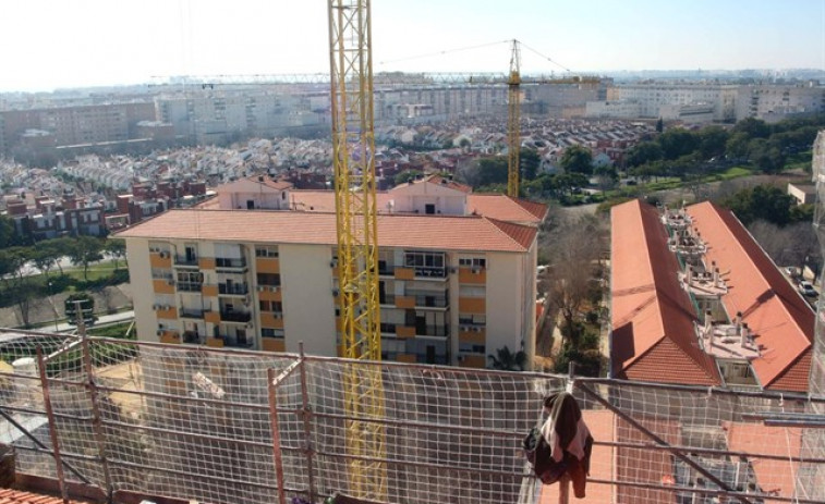 ​As licenzas para a construción de novos edificios en Galicia aumentaron un 80% en agosto
