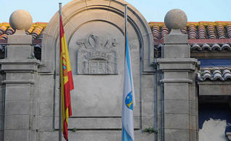 ​O PP rexeita retirar o escudo franquista do Concello da Coruña