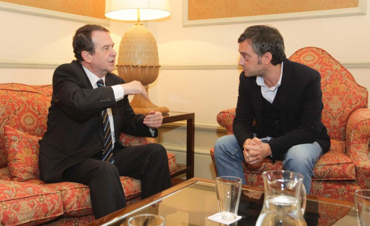Os alcaldes de Vigo e A Coruña reúnense no Concello herculino por primeira vez en 25 anos