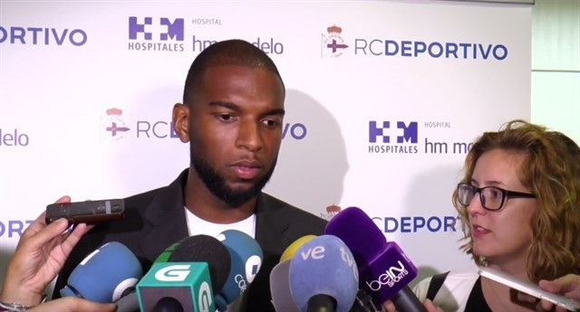 ​El Dépor busca a un jugador para olvidar la salida de Ryan Babel