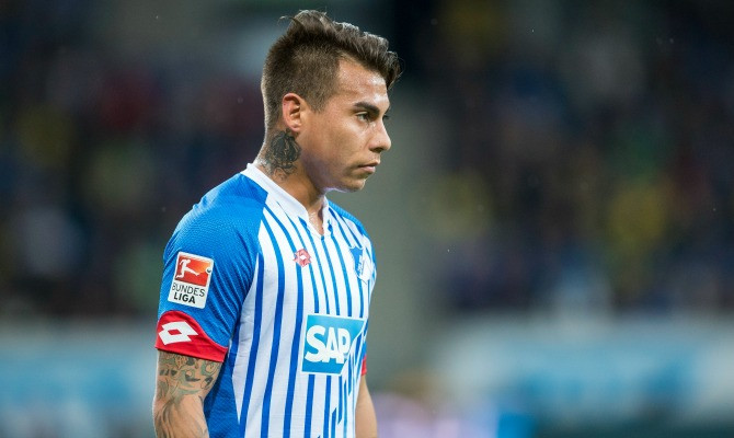 El Celta sondea al delantero chileno Eduardo Vargas