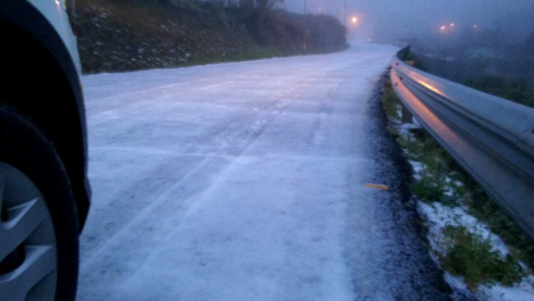 O xeo causa varios accidentes de circulación nas estradas galegas