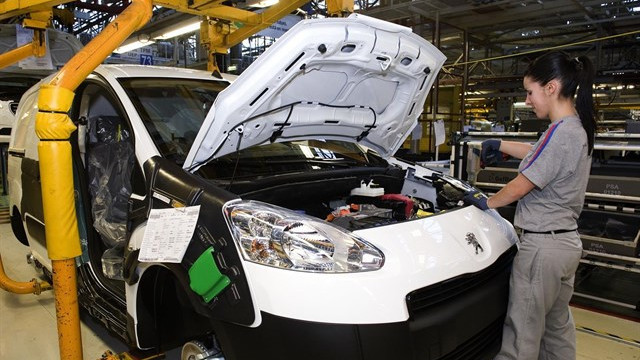 ​PSA negocia la compra de Opel