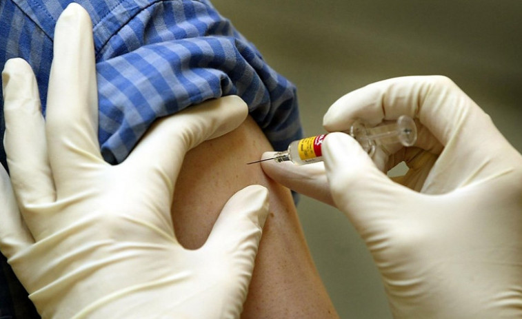 ​Malestar social y político por los bandazos con la vacunación infantil
