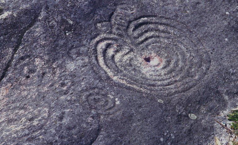 ​La falta de conservación amenaza los petroglifos