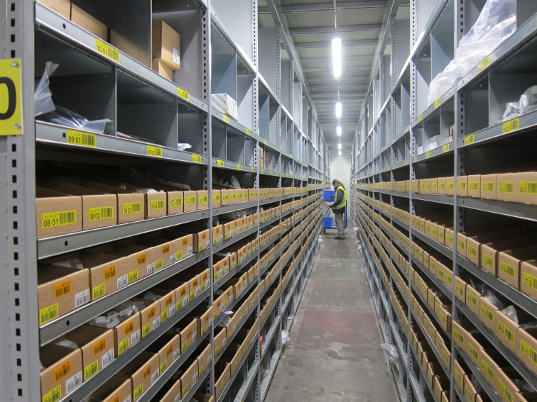 El centro de piezas de recambio de PSA Vigo prevé triplicar su actividad en dos meses