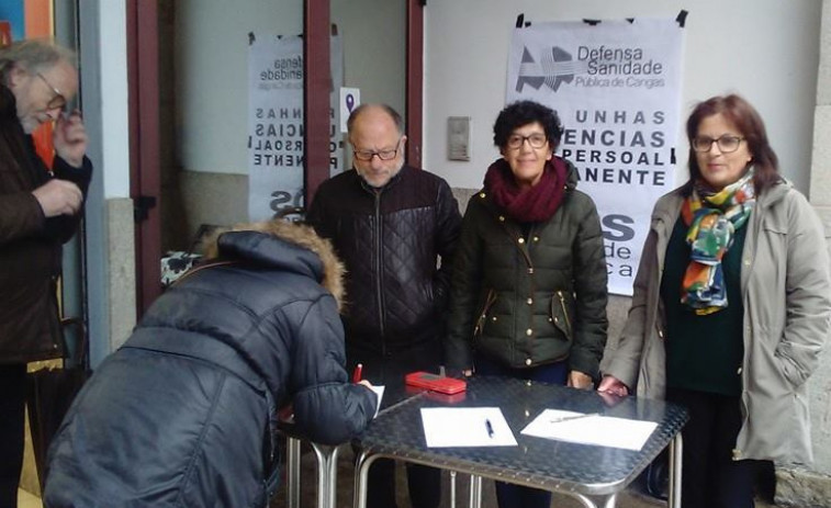 ​Concentración en Vigo contra las carencias que sufren las urgencias del PAC de Cangas