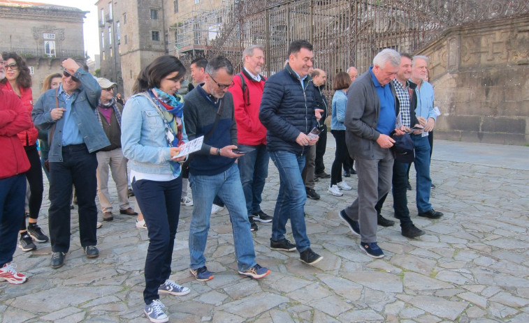 Xunta y Concello promueven una ruta peatonal del casco histórico al Gaiás