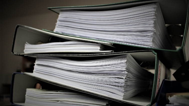 ​Una funcionaria 'okupa' el despacho de un fiscal de Santiago por falta de medios