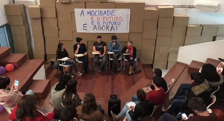 Podemos Galicia llama a los jóvenes a 