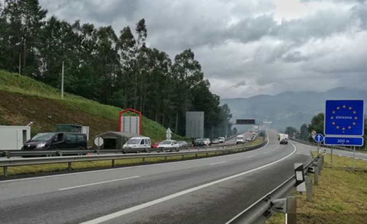 ​Sin incidentes ni problemas de tráfico en las entradas a Portugal desde Galicia