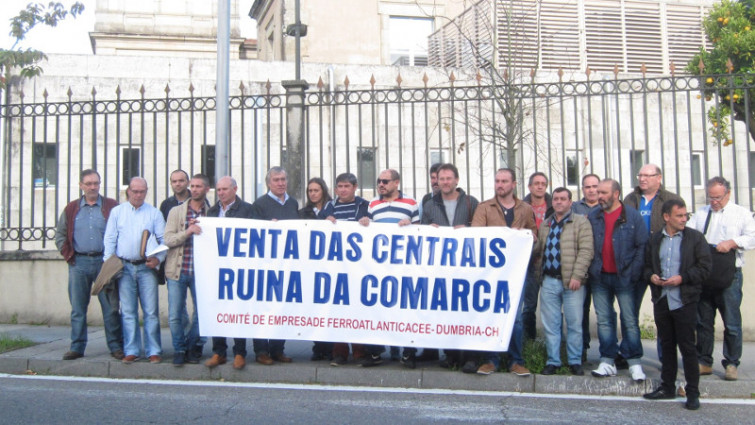 Conde recibe hoy a empleados de Ferroatlántica para abordar la situación de las plantas