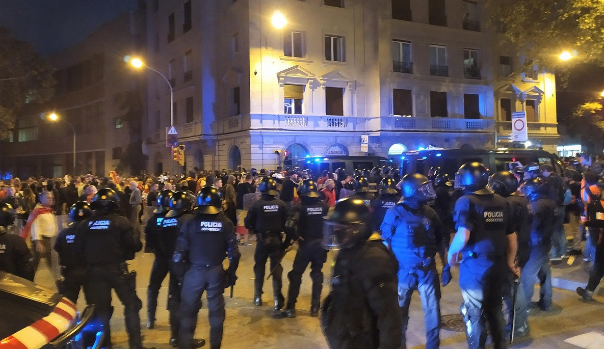 Cargas policiales Barcelona 17 noviembre